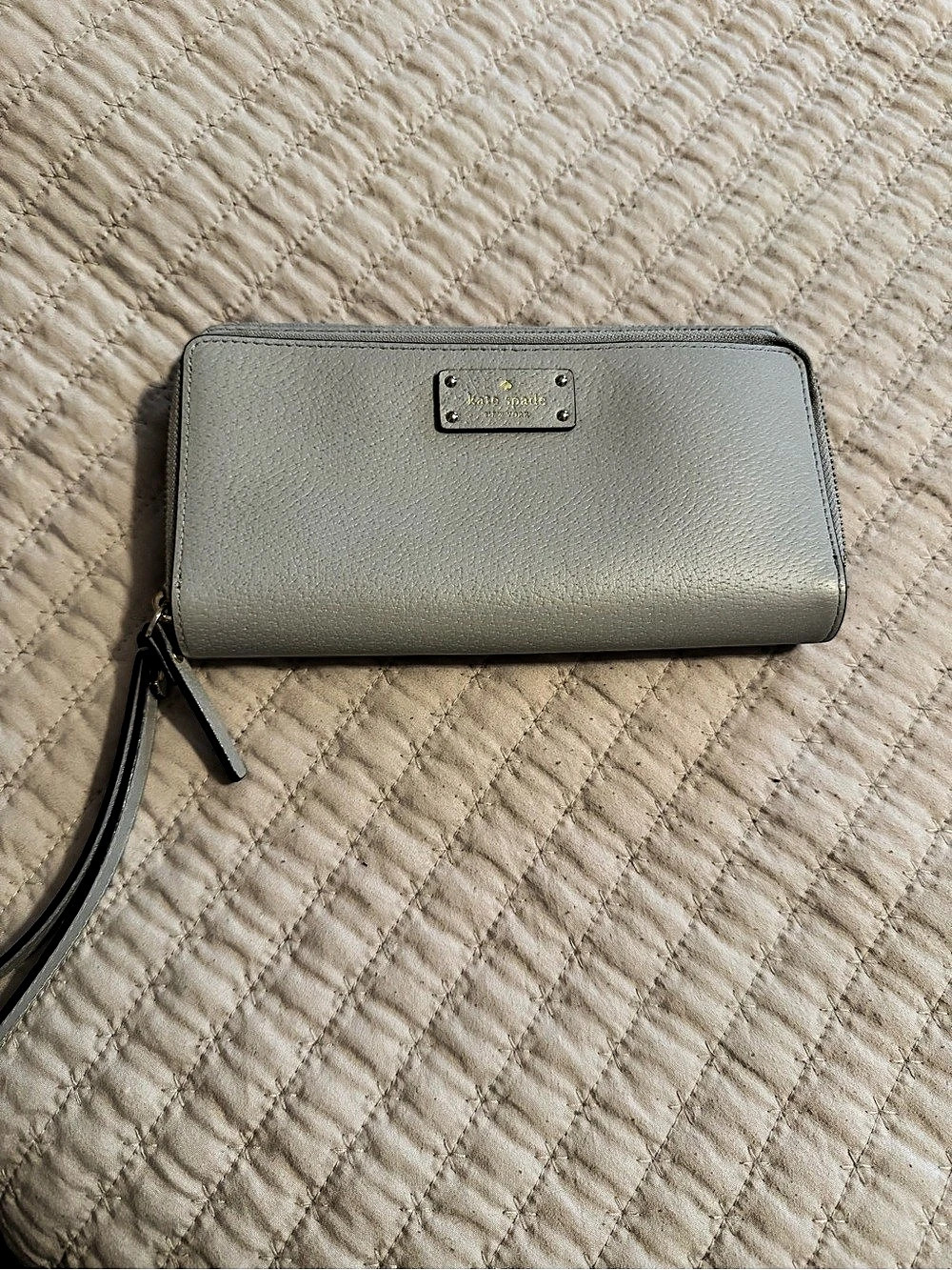 Kate Spade Zip Around Wallet in Gray